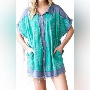 Oli & Hali Teal and Gray Paisley Print Loose Hem Panels Button-Down Shirt-NWOT